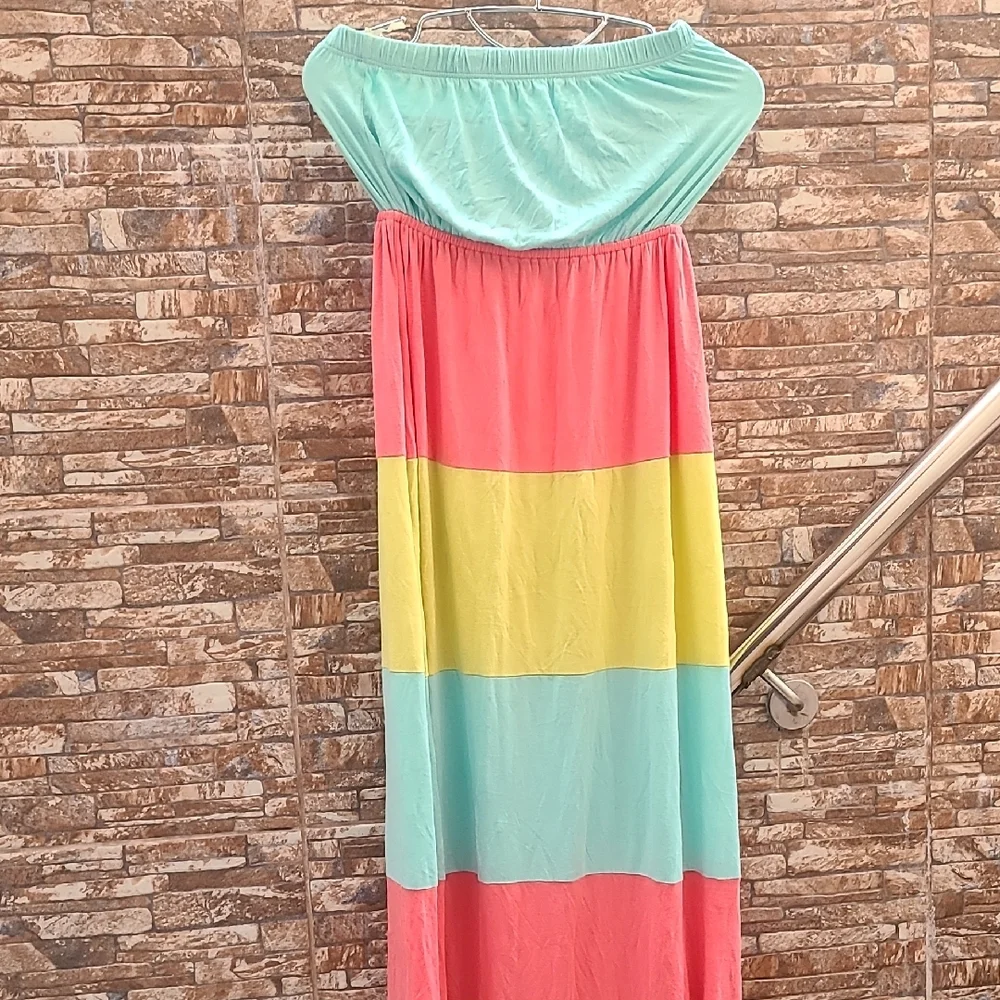 Soprano Multicolor Strapless Maxi Dress - Picture 3 of 5